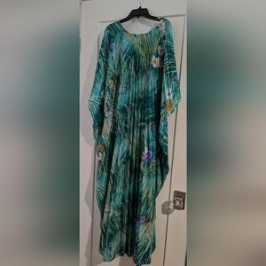 Vintage accordion pleated Hawaiian dress kaftan